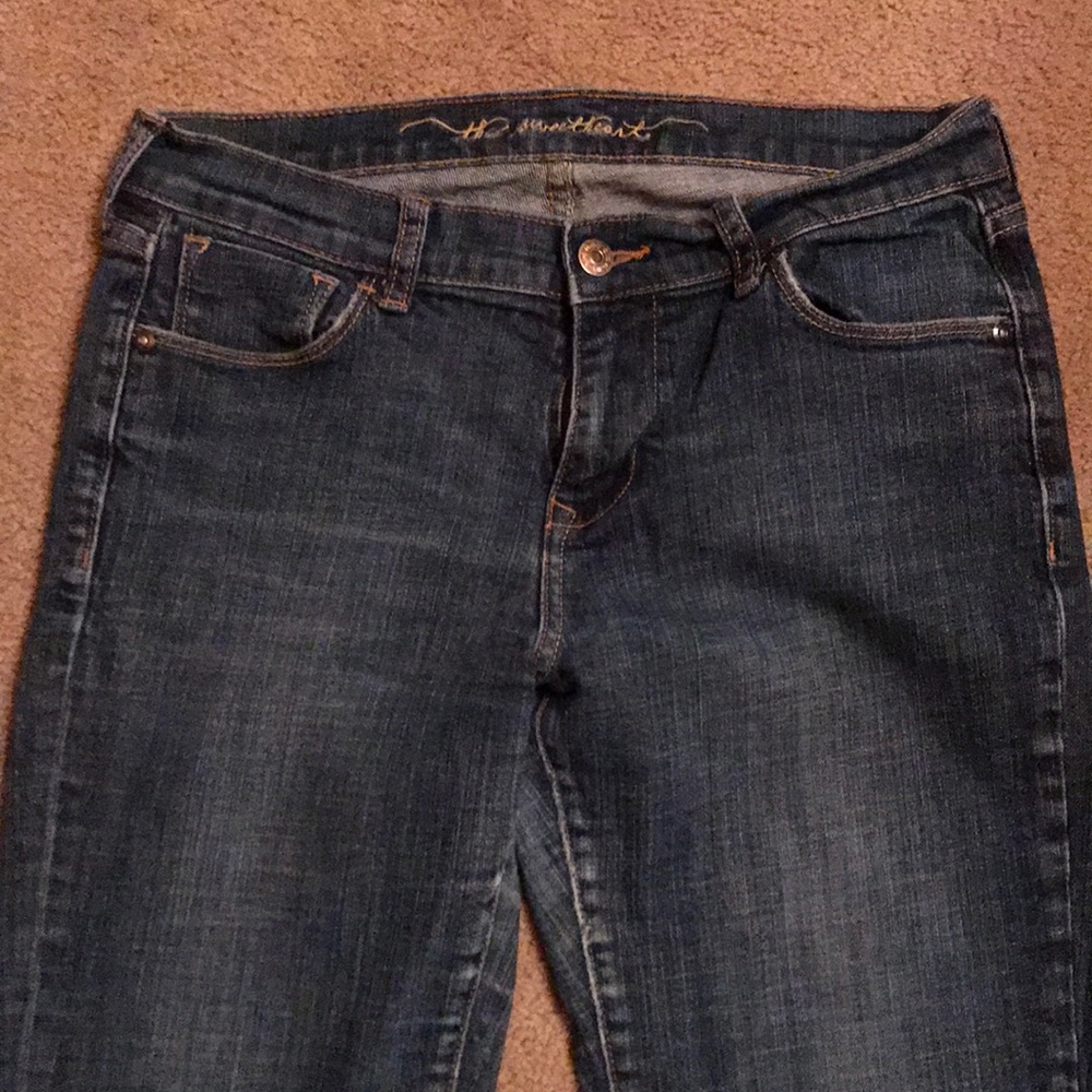 Old Navy Sweetheart sz 6 bootcut jean